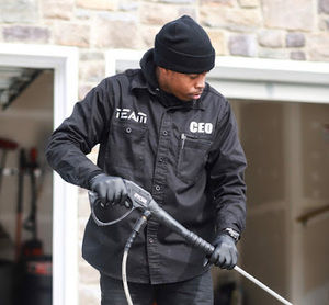 Meet your Posher, Monroe